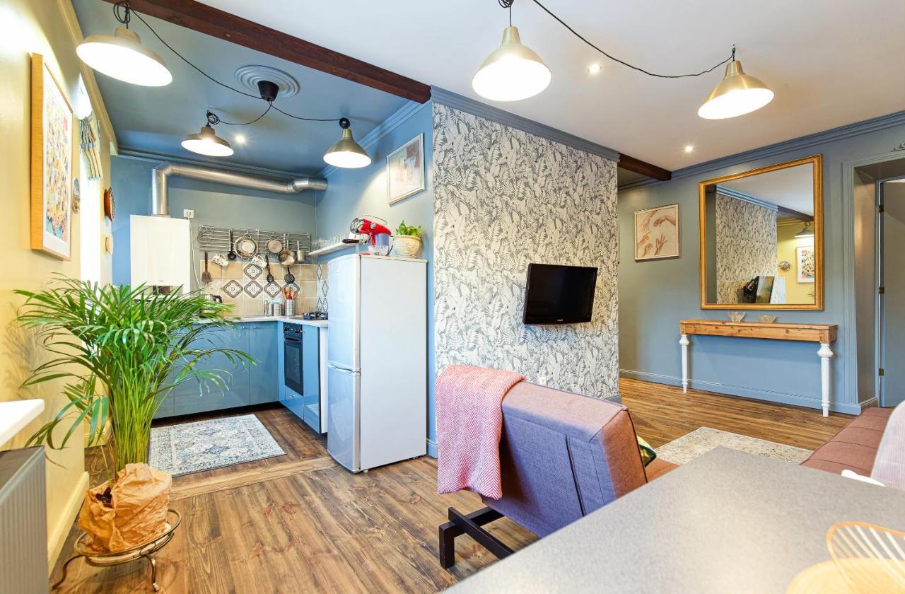 Self Check In Miera Art Apartment Riga Bagian luar foto